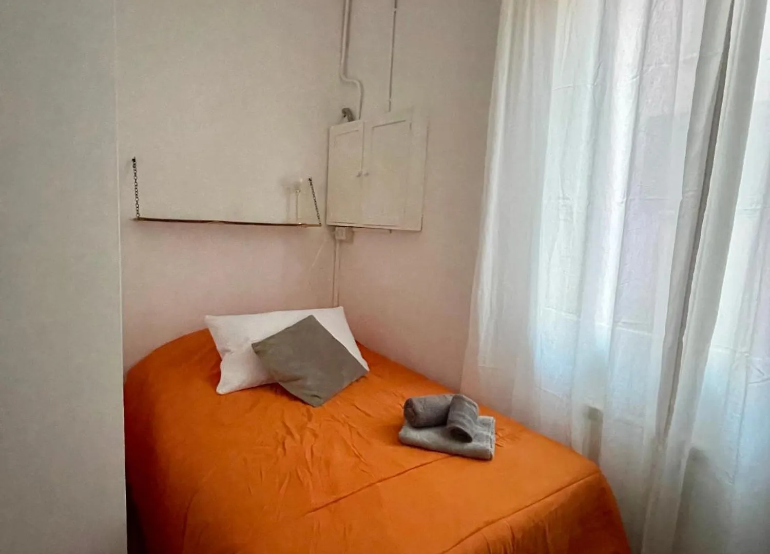 Elle Rooms Bologna 0*,  Italy